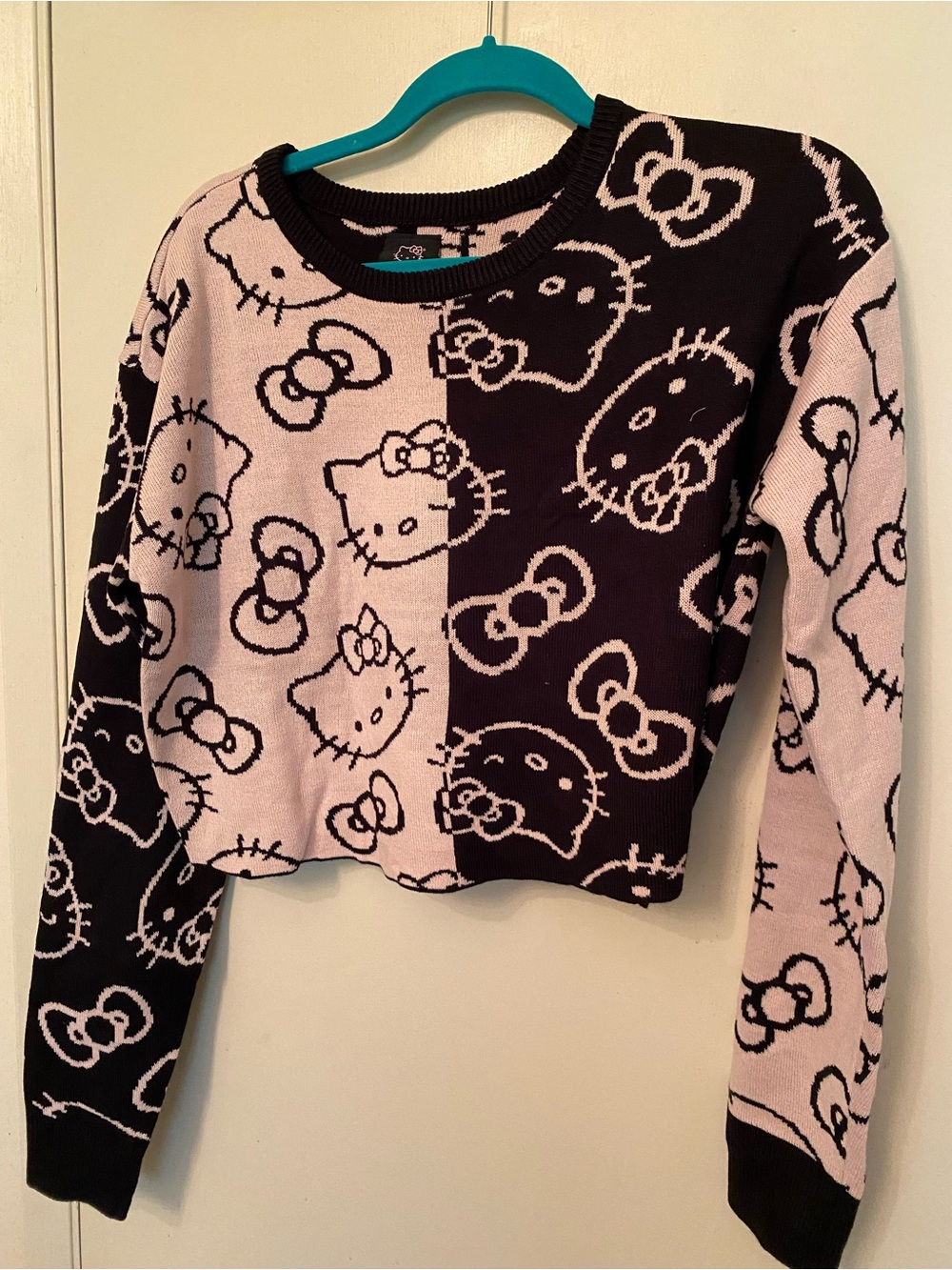 Hello Kitty Two-Tone Black & Light Pink Knit Sweater Cropped